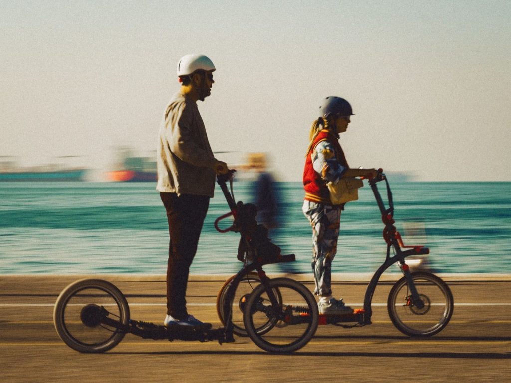 Vélos urbains ou trottinettes électriques : que choisir