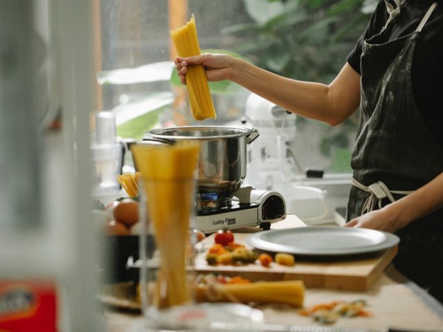 Recettes rapides et économiques pour adultes seuls
