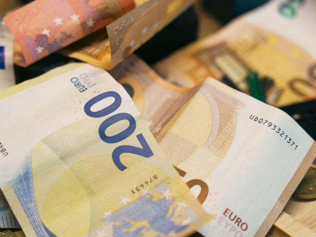 Impact de la hausse des taux de la BCE sur votre épargne